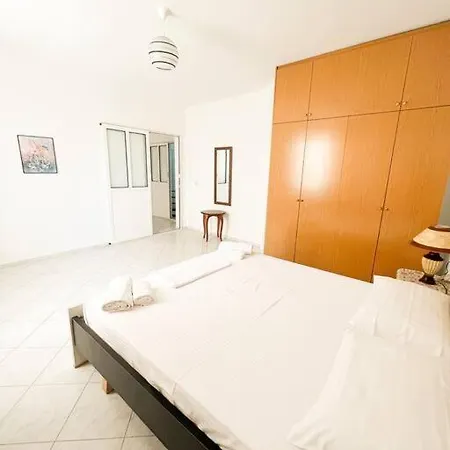 Appartement Garden Apt-1