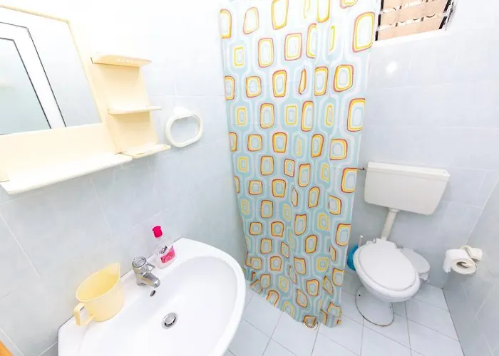 Garden Apt-1 Appartement